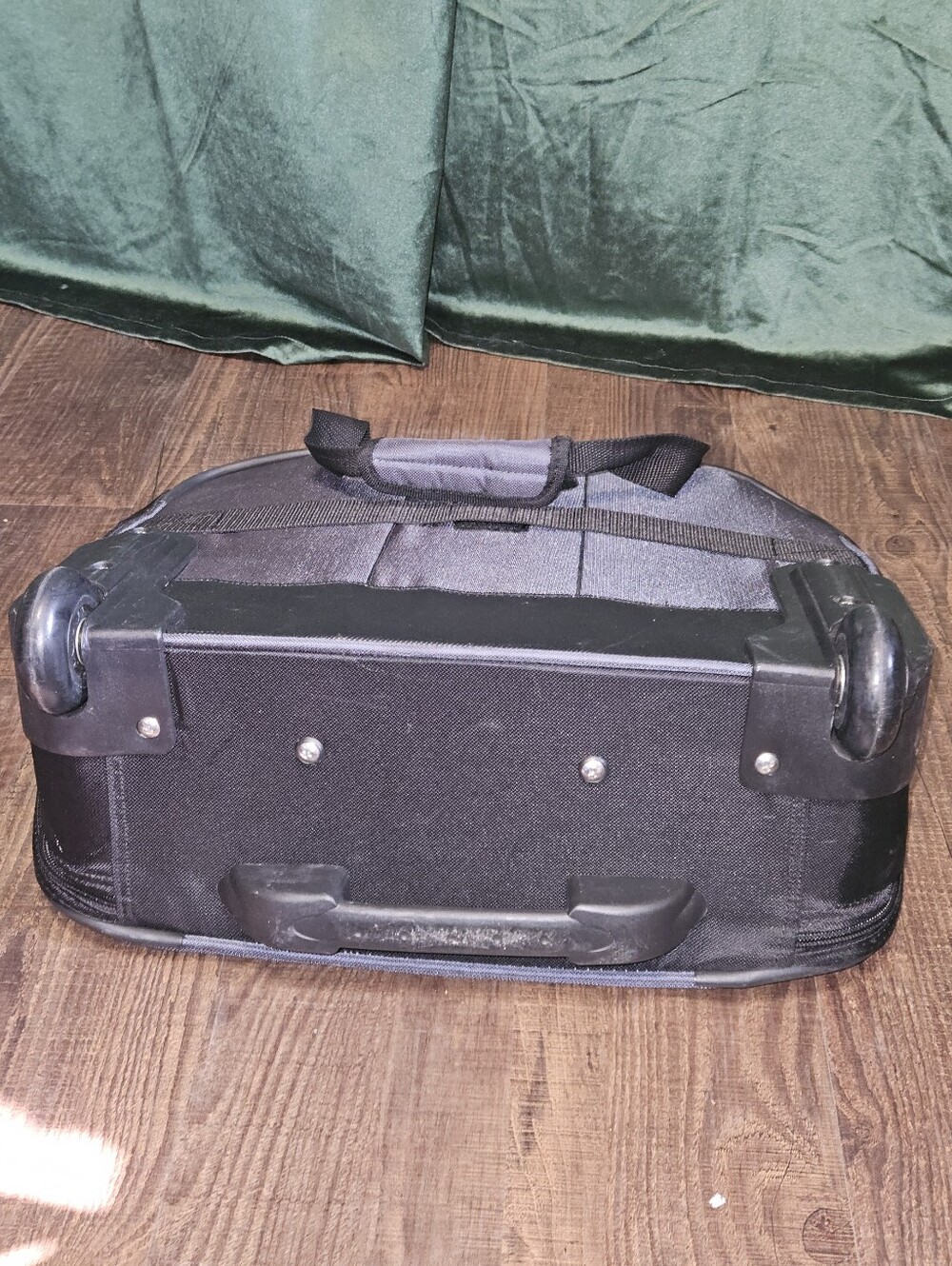 Delsey Rolling Lightweight Laptop Underseat Bag - Picture 5 of 8